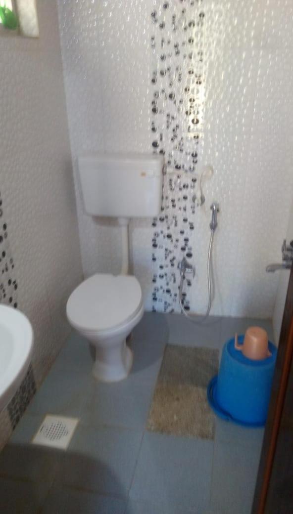 Athena Homestay Somvārpet Exteriör bild